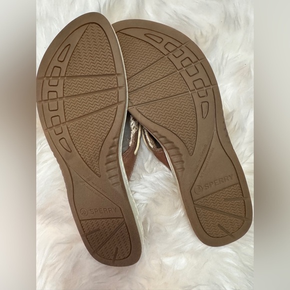 NWOT Sperry 'Parrotfish' Thong Sandal Nordstrom Sz 9M women Sahara/ Gold Leather - Picture 9 of 9